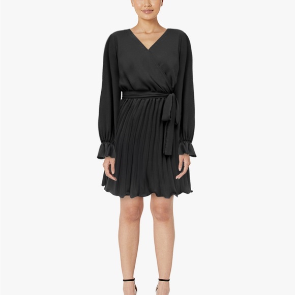 Elegant Black Wrap Dress - Picture 2 of 3